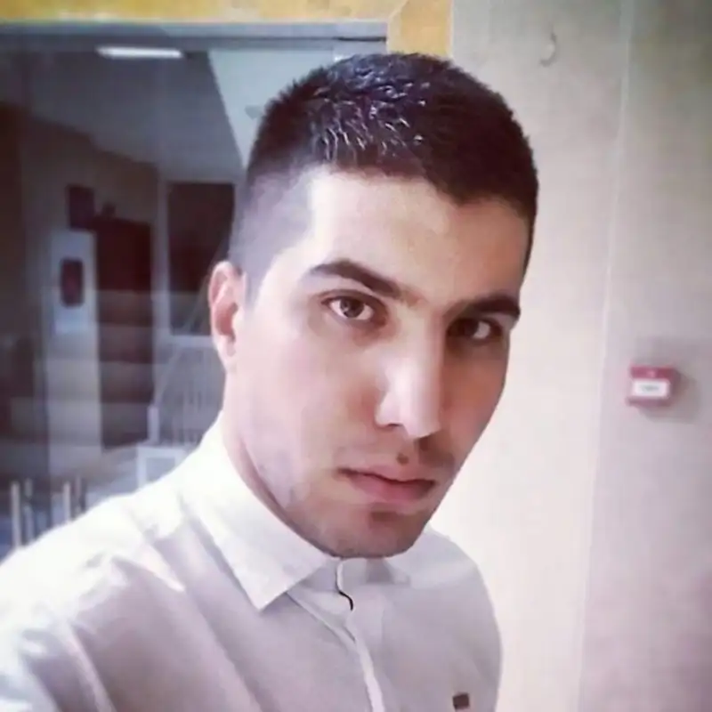 Hadi Golkarian | Full Stack Developer, Game Designer, Web Developer | Mechaverse Games Company